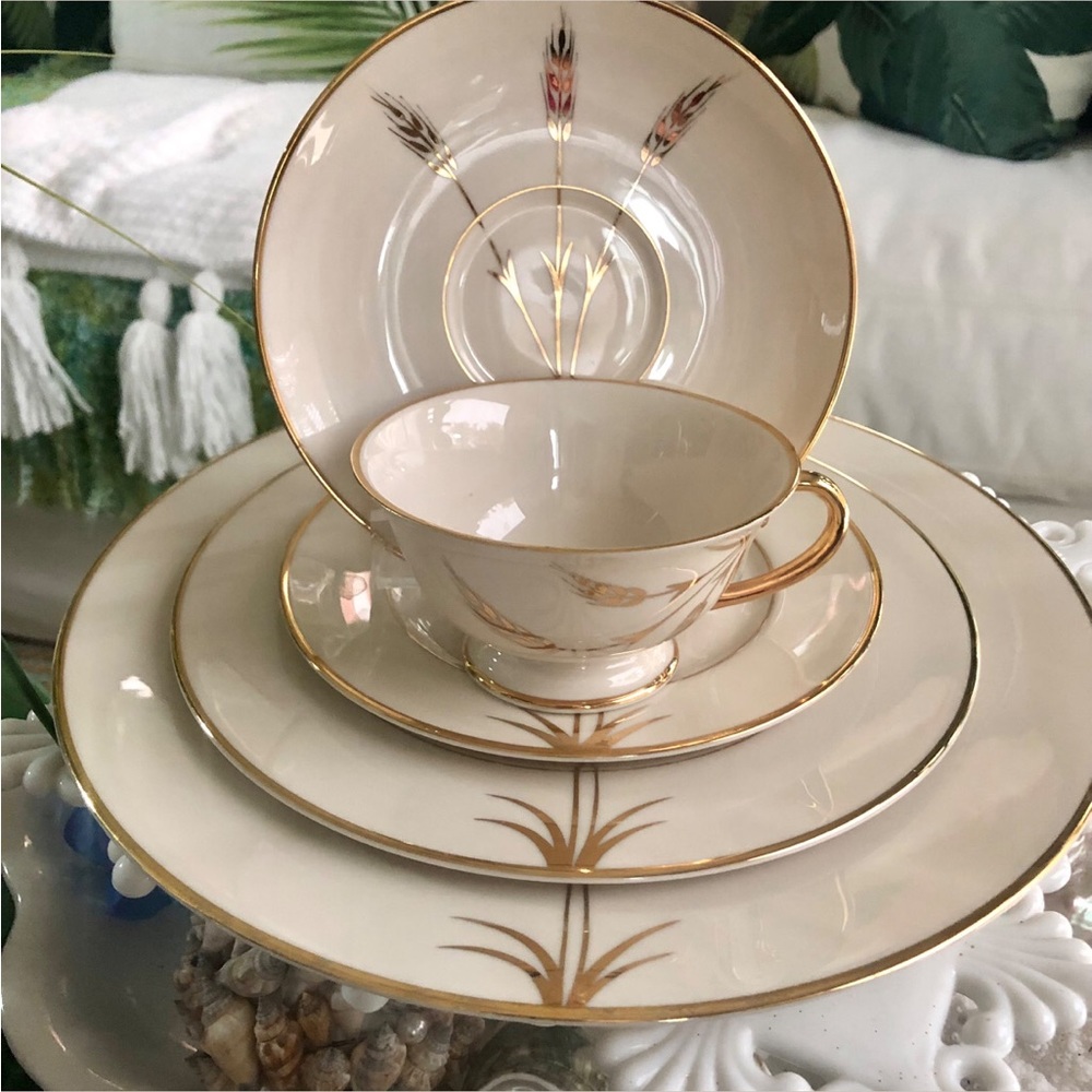 Receive $10 Off your 1st purchase - Picture 15 of 16